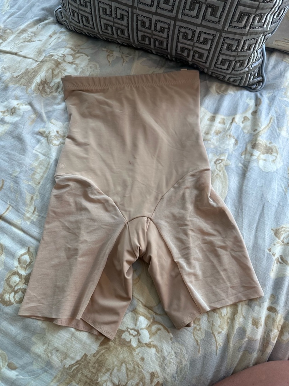 Honey Love High-Waist Nude Shaping Shorts